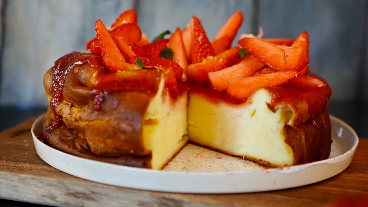 Ce GATEAU de Fromage Blanc aux FRAISES est super léger et protéiné