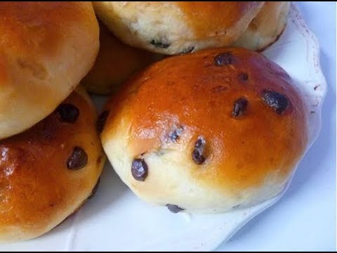 RECETTE BRIOCHES AUX PÉPITES DE CHOCOLAT / Facile, rapide et inratable
