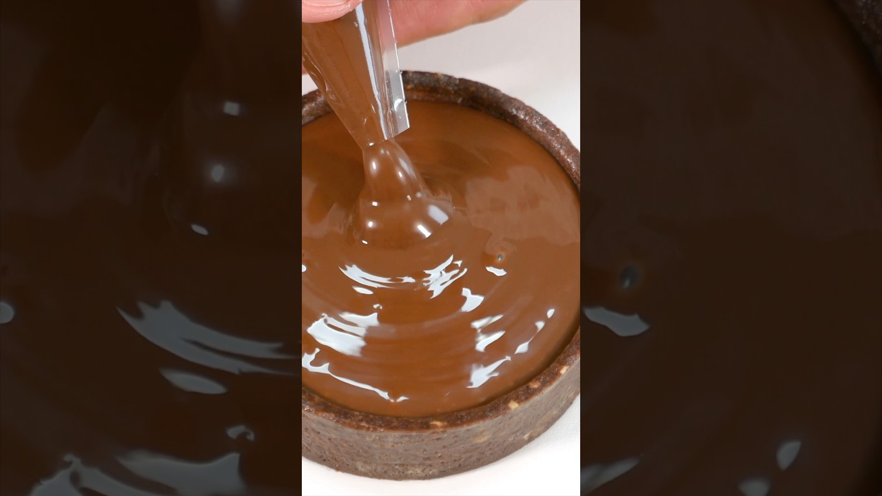 Tartelettes Choco Noisette disponible sur le Club💫 #ateliersdeludo #patisserie #recette #chocolat