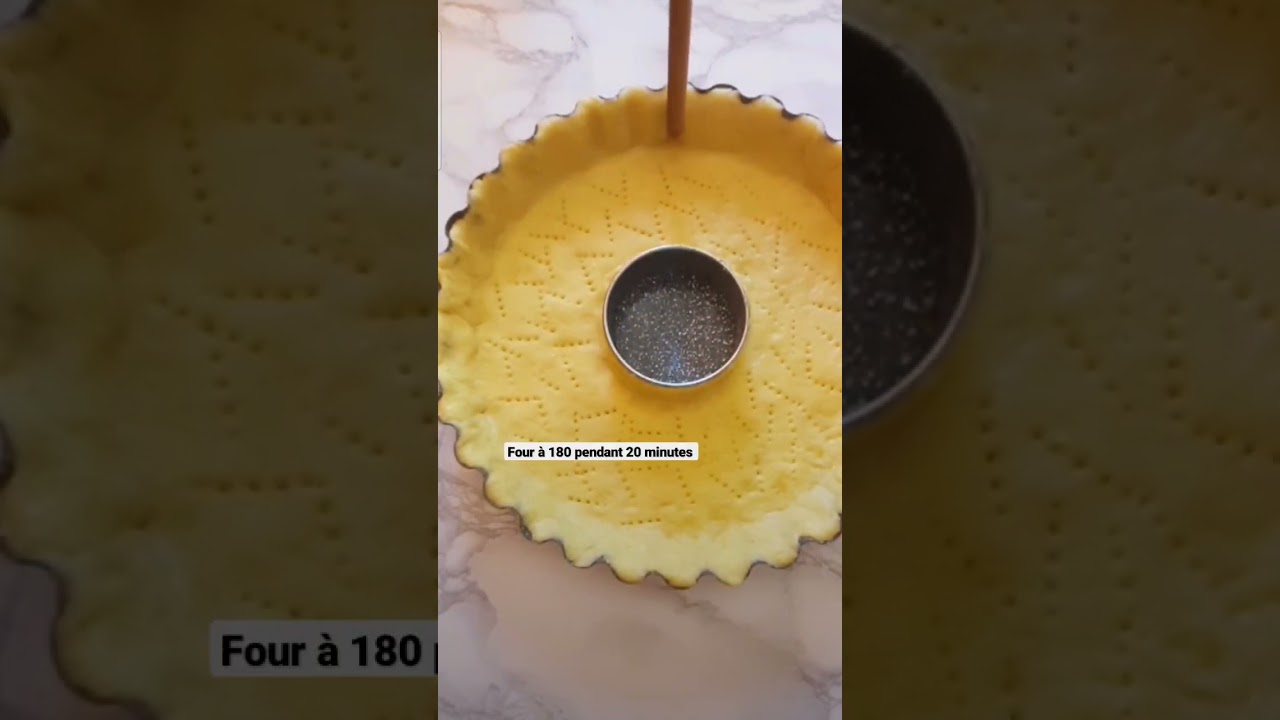 Tarte à la crème anglaise et aux fraises