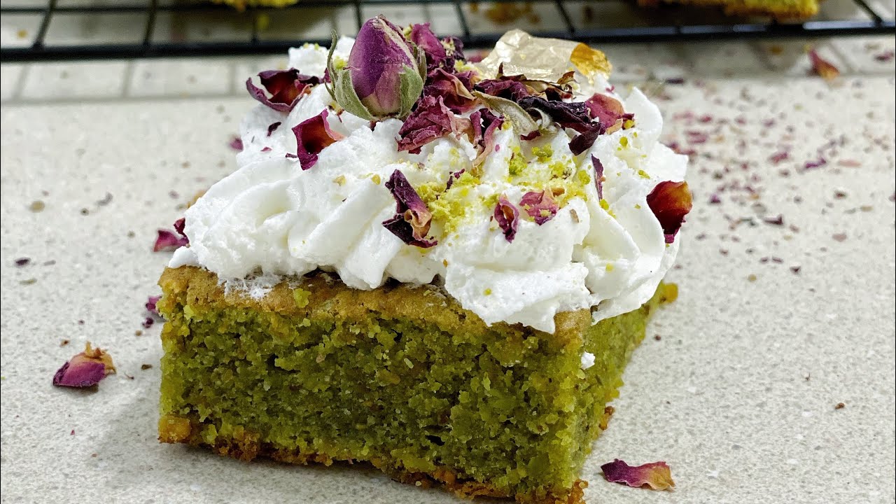 Recette de moelleux pistache au goût de rose