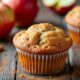 découvrez la recette moelleuse et facile des muffins pomme, parfaite pour 2025. un délicieux goûter à réaliser rapidement avec des ingrédients simples.