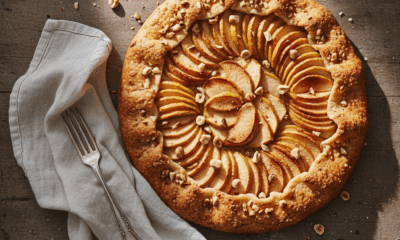découvrez la recette gourmande et facile de la tarte pommes noisettes, parfaite pour un dessert savoureux et convivial à partager en famille ou entre amis.